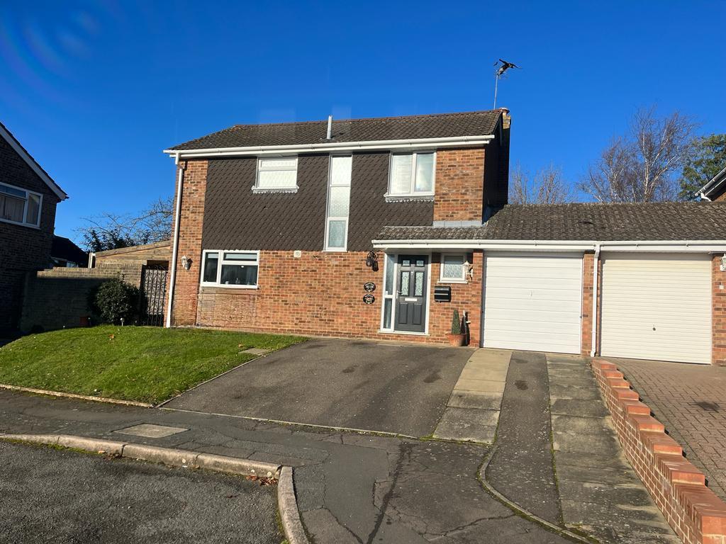 Shurville Close, Earls Barton O'Riordan Bond